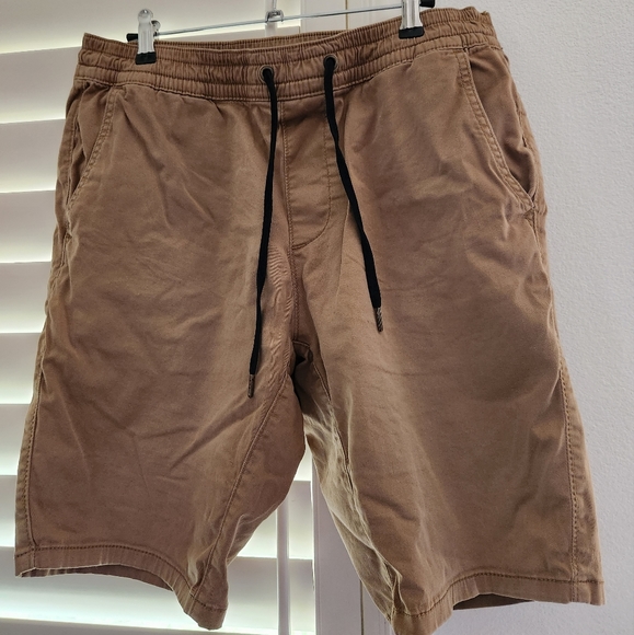 Hollister Other - Hollister Men's Sz L Drawstring Khaki 9" Shorts